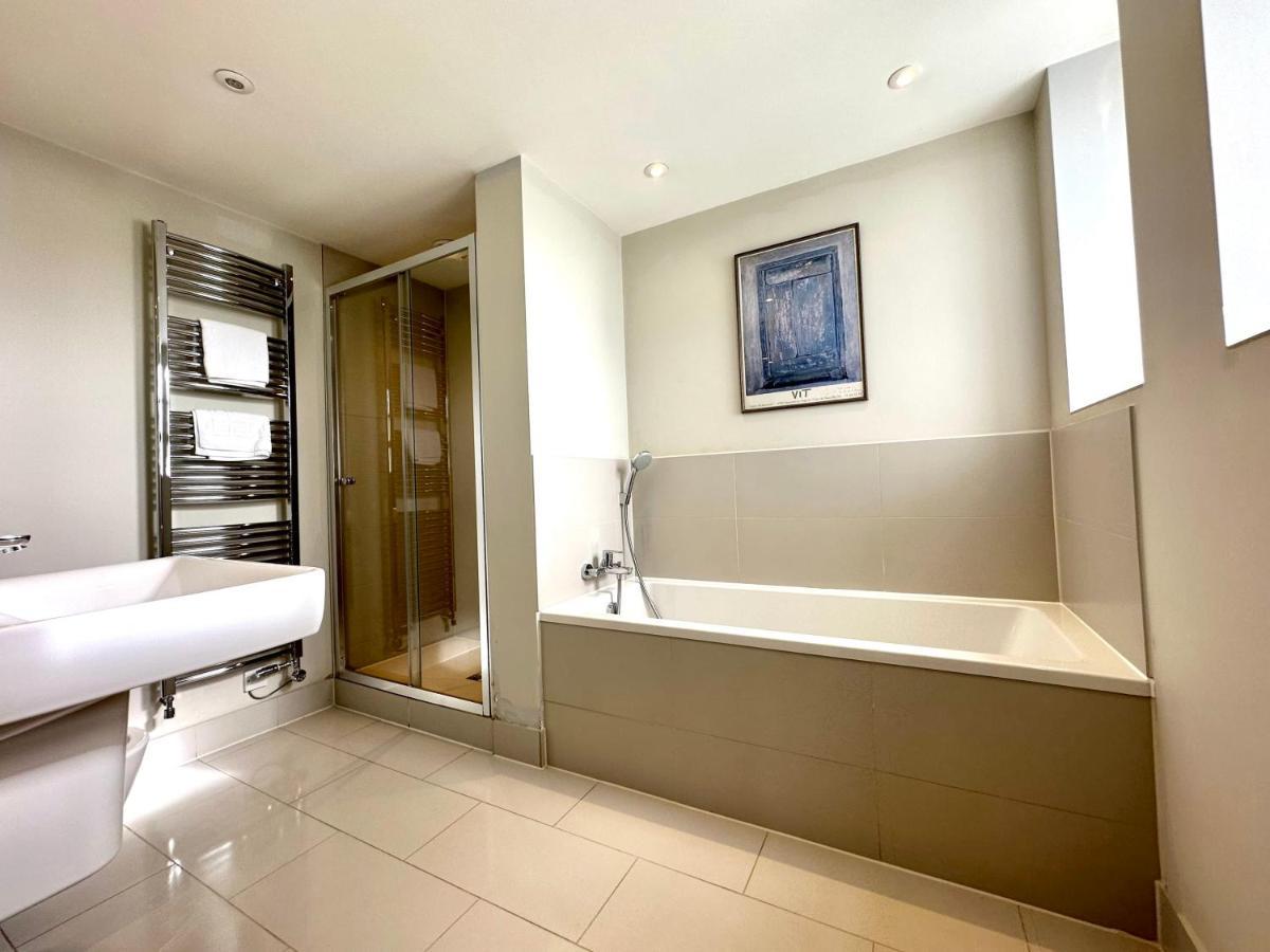 Desirable 2 Bedroom Apartment In Bicester That Sleeps 5 Ngoại thất bức ảnh