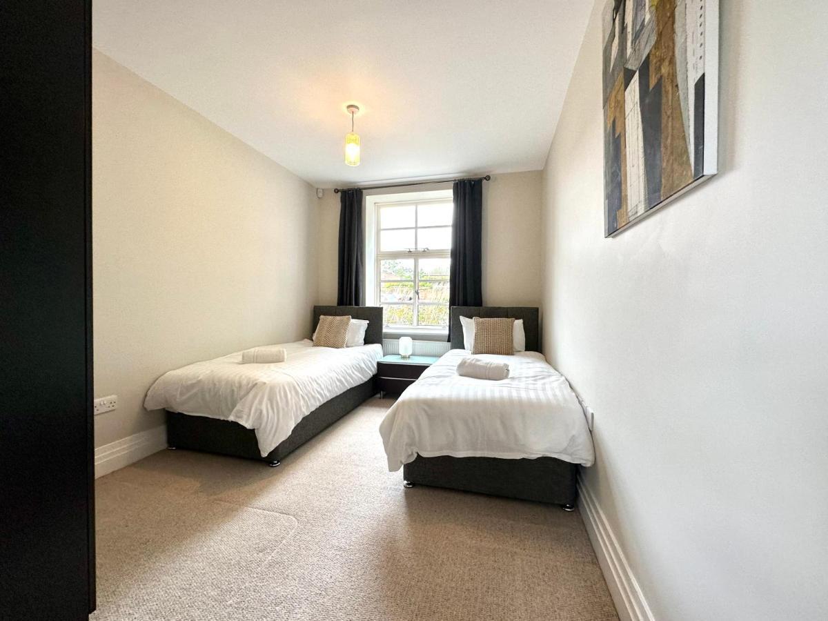 Desirable 2 Bedroom Apartment In Bicester That Sleeps 5 Ngoại thất bức ảnh
